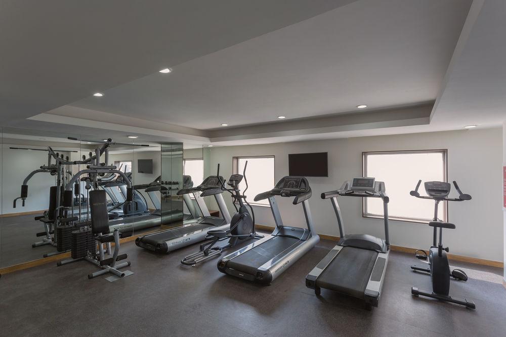 Four Points By Sheraton Vadodara Exterior photo