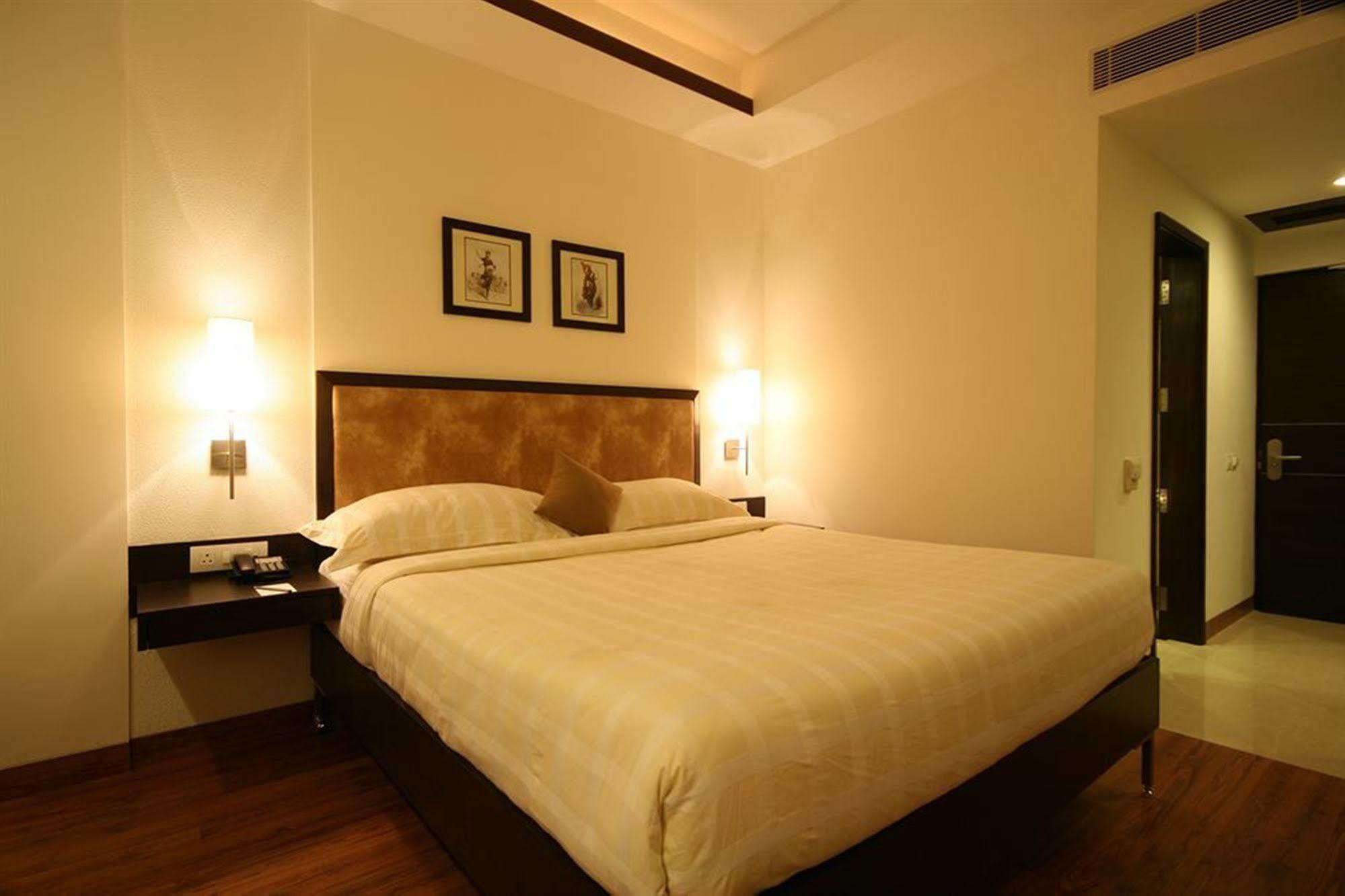 Four Points By Sheraton Vadodara Room photo